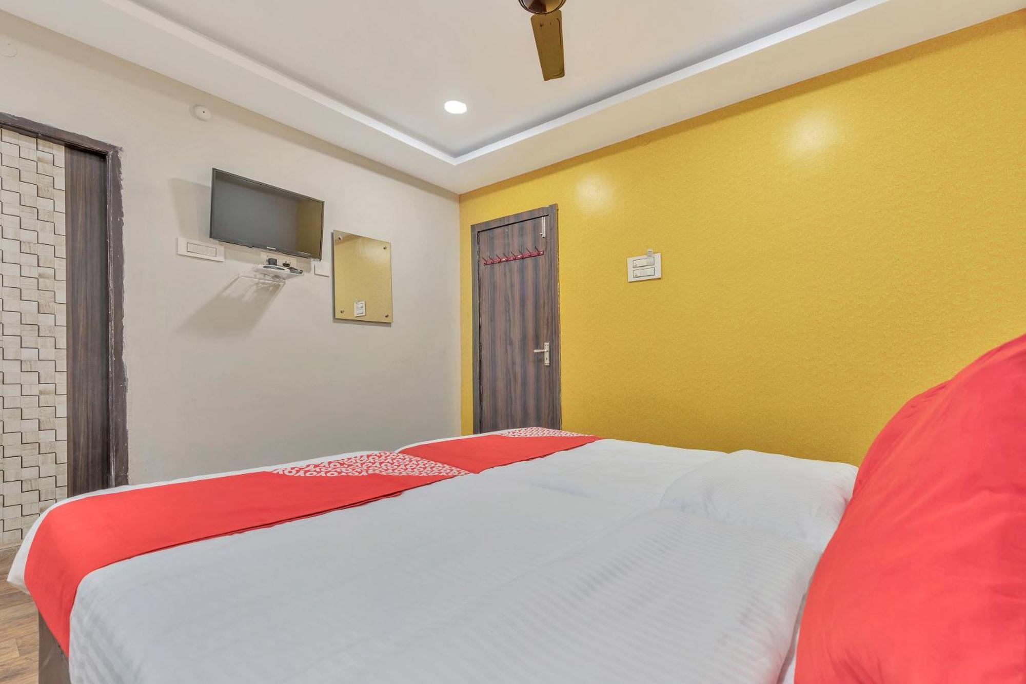 Hotel O Ankitha Grand Kondapur  Exterior photo